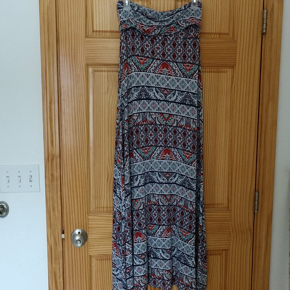 Mudd ladies maxi skirt size Medium